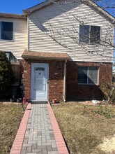 6 Revere Ln in Staten Island, NY - Building Photo - Building Photo