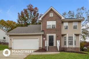 3492 Hancock Dr in Greensboro, NC - Building Photo