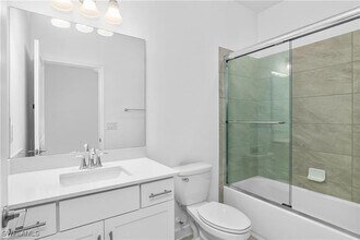 18311 Ridgeline Dr in Estero, FL - Building Photo - Building Photo