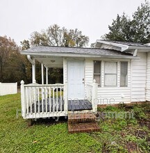 109 Pine Ave in Cherryville, NC - Building Photo - Building Photo