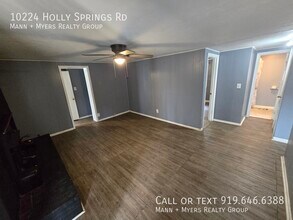 10224 Holly Springs Rd in Holly Springs, NC - Building Photo - Building Photo