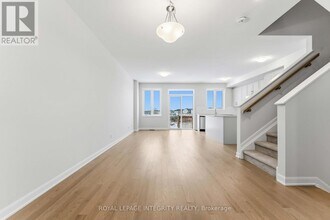 714 Fairline Row in Ottawa, ON - Building Photo - Building Photo