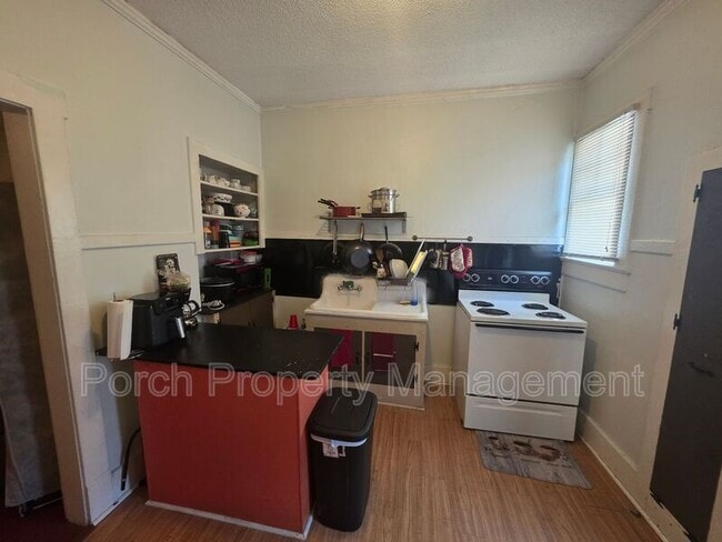 217 W Belmont St in Pensacola, FL - Building Photo - Building Photo