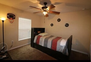 8 Tuscany Bend St in Daytona Beach, FL - Building Photo