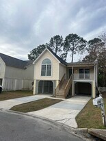 5 Rivermist Ln in Savannah, GA - Building Photo