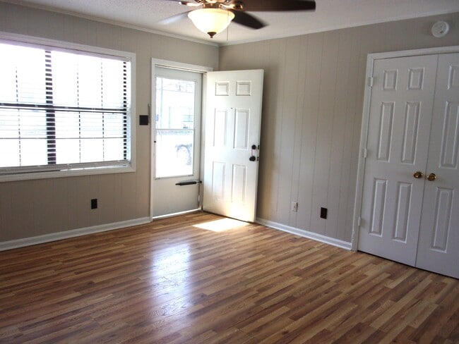 1823 India Hook Rd in Rock Hill, SC - Building Photo - Building Photo