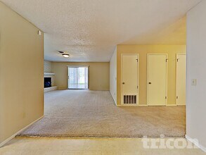 619 E 24th St in Marysville, CA - Building Photo - Building Photo