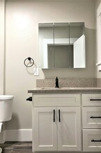 943 Cedar Ave in Long Beach, CA - Building Photo - Building Photo