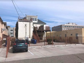 Historic Newlander Apartment House in Albuquerque, NM - Building Photo - Building Photo