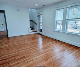 22 Sunnybank Rd in Watertown, MA - Building Photo - Building Photo