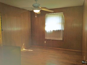 284 Campbell Ave, Unit 284 Campbell Ave in Homer City, PA - Building Photo - Building Photo