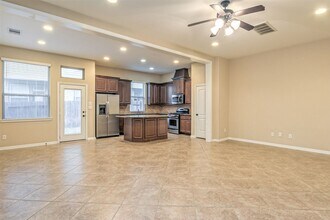 19 Cheswood Manor Court in The Woodlands, TX - Building Photo - Building Photo