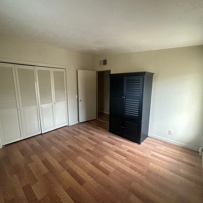 158 Milton Ave in Miami, AZ - Foto de edificio - Building Photo