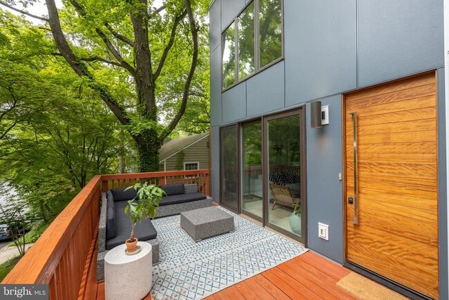 5223 Wyoming Rd in Bethesda, MD - Building Photo - Building Photo