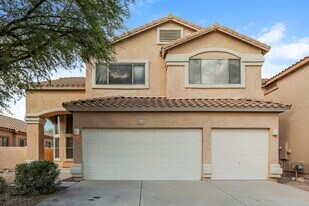 355 E Camino Del Abeto in Sahuarita, AZ - Building Photo