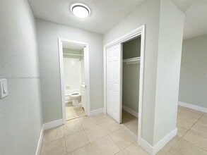 2840 Funston St in Hollywood, FL - Building Photo - Building Photo