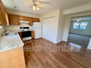 166 Mt Vernon Ln in Hurricane, WV - Building Photo - Building Photo