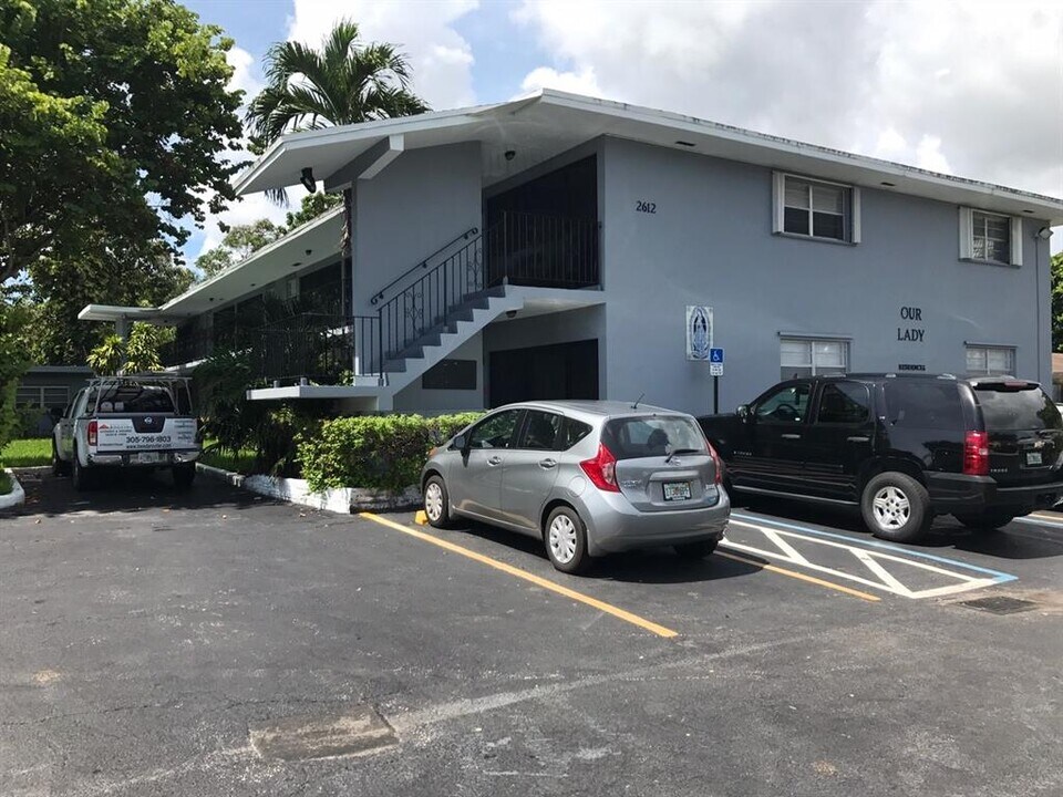 3300 NE 10th Ter, Unit 37 in Pompano Beach, FL - Foto de edificio