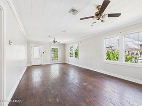 131 Washington St in St. Martinville, LA - Building Photo - Building Photo