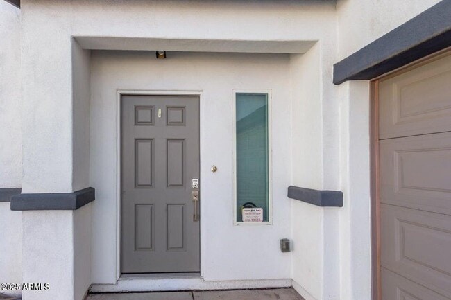 1013 E Odeum Ln in Phoenix, AZ - Building Photo - Building Photo