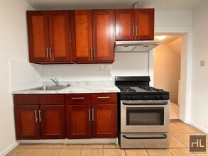 WEST 11 STREET in Brooklyn, NY - Building Photo - Building Photo