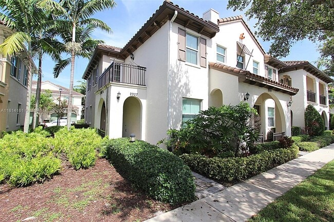 property at 2927 Cascada Isle Way