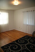 2567 E Uintah St in Colorado Springs, CO - Building Photo - Building Photo