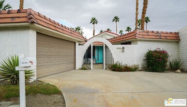 68368 Calle Leon in Cathedral City, CA - Building Photo - Building Photo