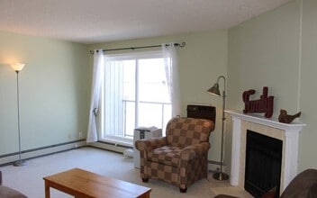 833 Wollaston Crescent in Saskatoon, SK - Building Photo - Building Photo