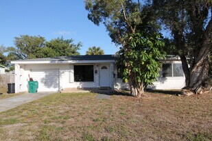 141 Sea Gull Dr in Satellite Beach, FL - Building Photo