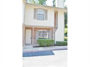 property at 716 W Mulberry St