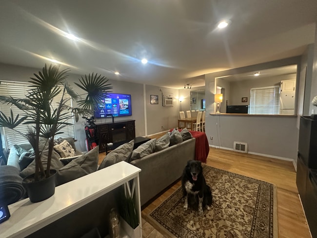 4699 E Bails Pl in Denver, CO - Foto de edificio - Building Photo