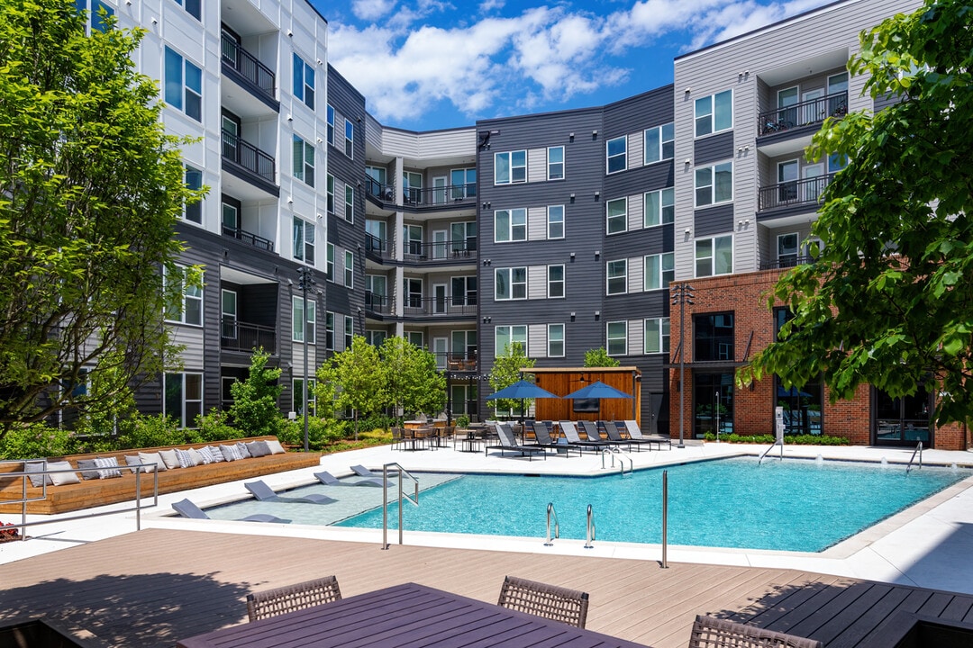 Bellamy Executive Park in Atlanta, GA - Foto de edificio