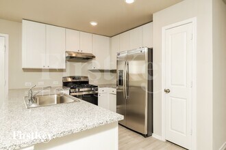 14919 Watson Mill in San Antonio, TX - Foto de edificio - Building Photo