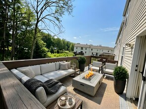 3404 Timberglen Dr in Imperial, PA - Building Photo - Building Photo