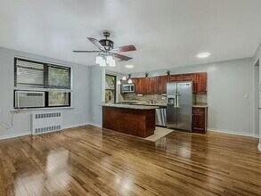 52-35 39th Rd in Queens, NY - Building Photo - Building Photo