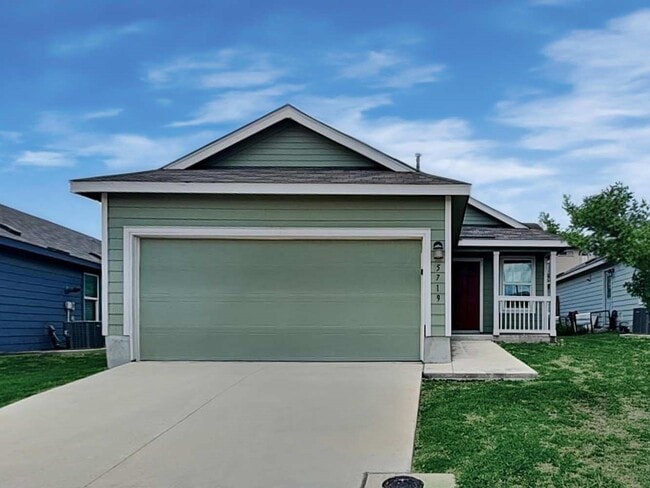 property at 5719 Leon Pl