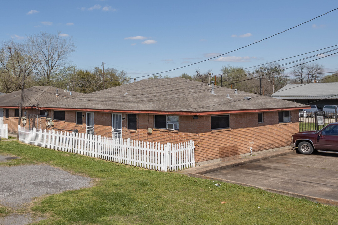 5605 Cavalcade St in Houston, TX - Building Photo