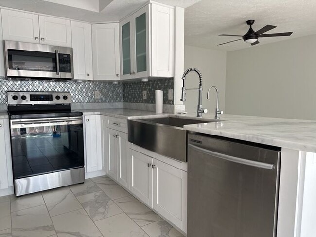 15809 Hound Horn Ln in Tampa, FL - Building Photo - Building Photo