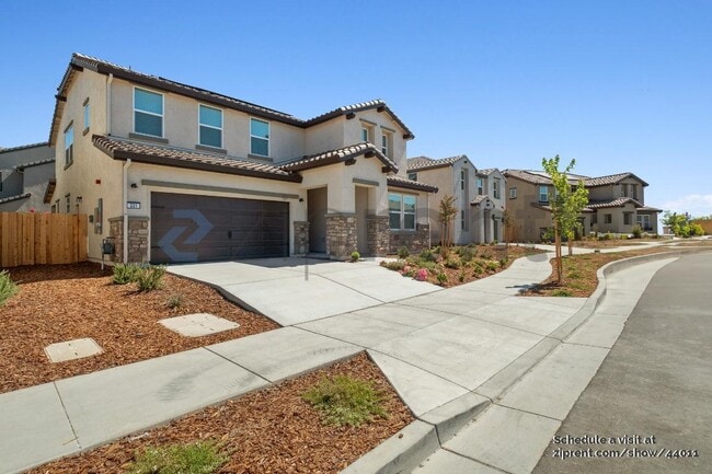 331 Monastery Dr in Lathrop, CA - Building Photo - Building Photo