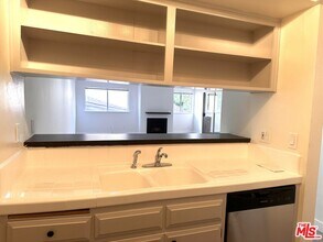 601 Coeur D Alene Ave in Los Angeles, CA - Building Photo - Building Photo