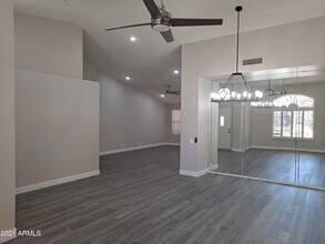 9074 E Caribbean Ln in Scottsdale, AZ - Building Photo - Building Photo