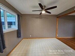 34126 George Ferguson Way in Abbotsford, BC - Building Photo - Building Photo