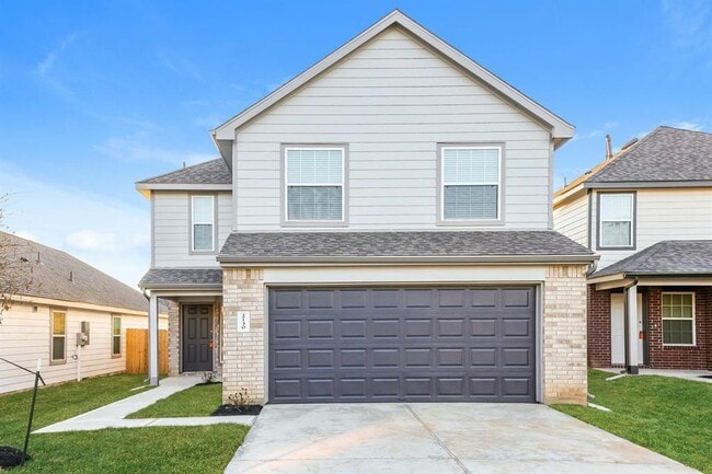 2130 Middle Rdg Dr
