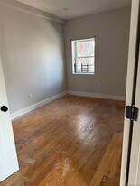 91 E 54th St in Brooklyn, NY - Building Photo