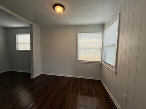 1976 College Cir S in Jacksonville, FL - Building Photo - Building Photo