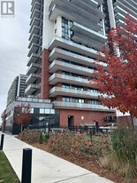 2550-2550 Simcoe St N