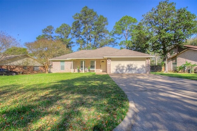 824 Cherry Hills Dr in Huntsville, TX - Building Photo - Building Photo