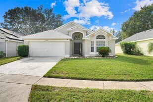 15722 Autumn Glen Ave in Clermont, FL - Building Photo
