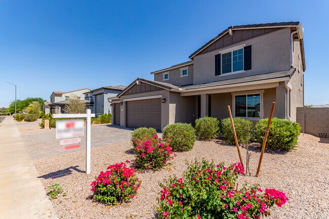 2071 E Piedmont Pl in Casa Grande, AZ - Building Photo - Building Photo